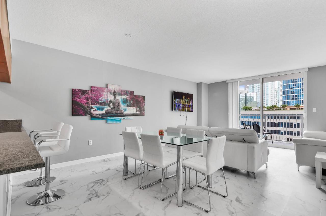 The Club At Brickell Bay Luxury Suites Miami Exterior foto